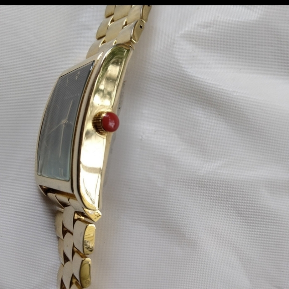 Sean John Gold Tone Stainless Steel 30mm Black Dial Quartz Tank Watch 3ATM - Picture 3 of 7